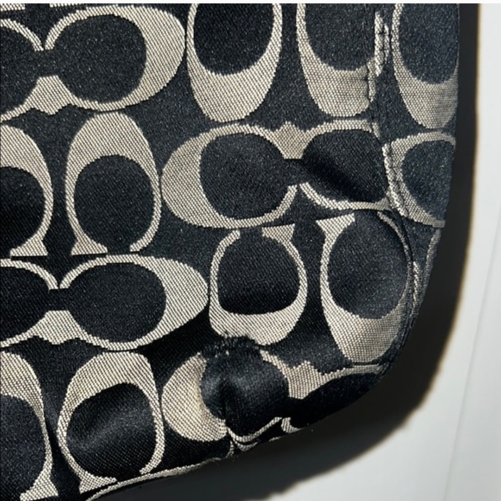 Coach Ashley F20111 Signature C Hippie Shoulder Bag - Picture 3 of 13